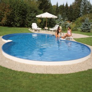 Piscine în formă de „8” de diferite dimensiuni