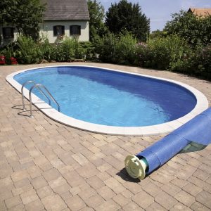 Piscine ovale de diferite dimensiuni